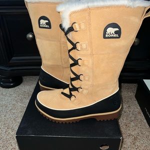 Sorel Tivoli Boots